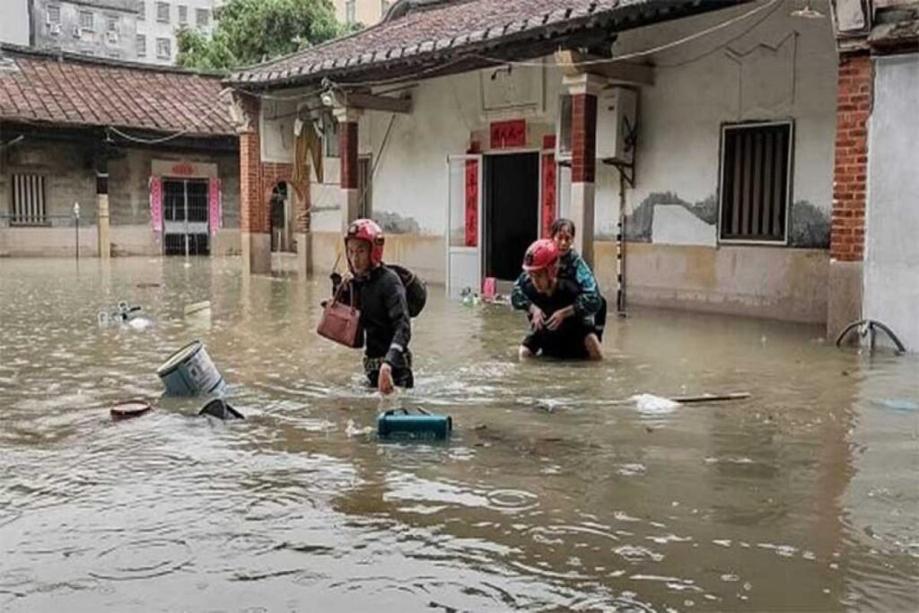 Two dead, 10 missing after colossal rain in China’s Shandong – The Standard (HK)