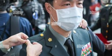 China offers cash bounties for information on Taiwanese military officers – Al Jazeera
