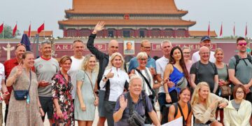 Over 52,000 foreign travelers enter China via Guangzhou border inspection during holiday – INFO Guangdong