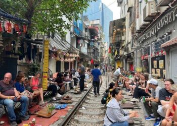 Hanoi to ban ICE motorcycles in the city centre – electrive.com