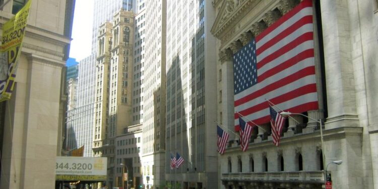 Wall Street banks regain ground after global rout on credit worries – Reuters