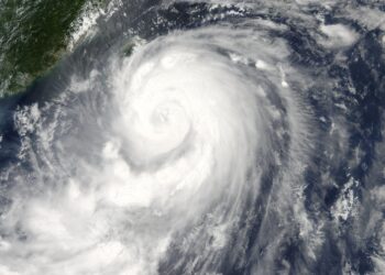 Video: Typhoon Matmo unleashes devastating flooding in Vietnam – CNN