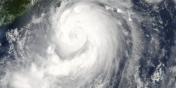 Video: Typhoon Matmo unleashes devastating flooding in Vietnam – CNN