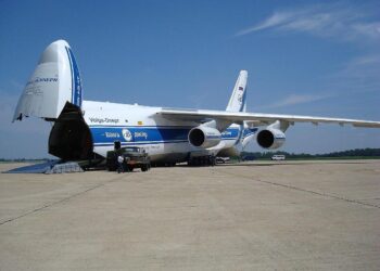 Wreckage of cargo plane recovered from Hong Kong waters after deadly crash – Yahoo