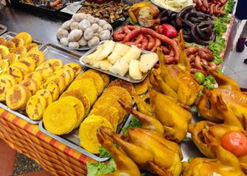 Colombian Street Food: 25 Must-Try Dishes – Will Fly for Food