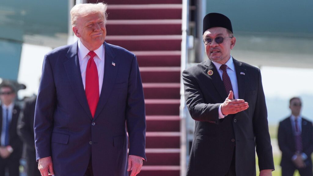 Trump’s move on Venezuela splinters region over possible strike – Buenos Aires Times