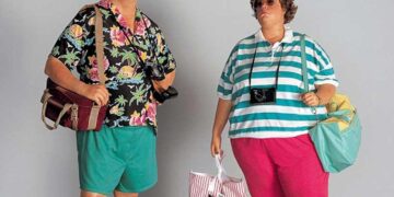 American Tourists Arrested in St. Petersburg for Dancing Near FSB Building – The Moscow Times