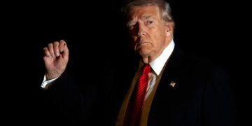 Trump’s not going to the Supreme Court hearing on tariffs. But his treasury secretary will be there – WOWK 13 News