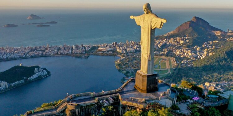 Rio de Janeiro, Salvador, Recife, Olinda, and Belo Horizonte Shine as Top Destinations for Brazil Carnival 2025, the Biggest Party on Earth – Travel And Tour World