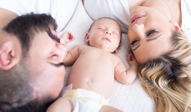 Foreign family joins the sweet journey of Dongguan lychees – Guangdong News