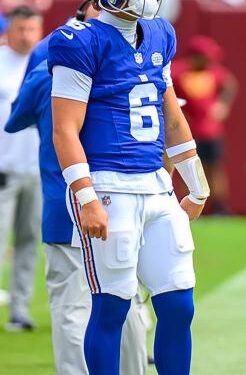 Giants completely fall apart after Jaxson Dart concussion in brutal loss to Bears – New York Post