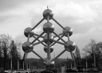 Brussels weighs banning China from major EU research scheme – theregister.com