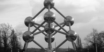 Brussels weighs banning China from major EU research scheme – theregister.com