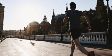 Moscow Cuts the Signal: First Russian Region Faces Indefinite Mobile Internet Shutdown – Kyiv Post