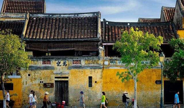 A Town Where All the World Is a Bar (Published 2007) – The New York Times