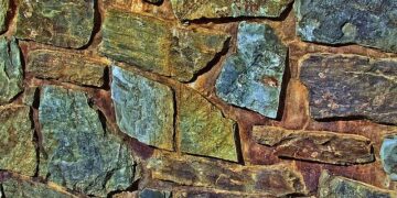 Rioters attack wall protecting National Palace in Mexico City – Fox News