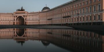 Russia sees power outages rise by third as Ukraine scales up infrastructure airstrikes – Новая газета Европа