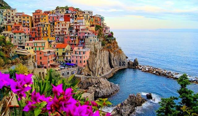 A Viral Forbidden Sing-Along Exposes Russia’s Youth Dissent – Foundation for Defense of Democracies