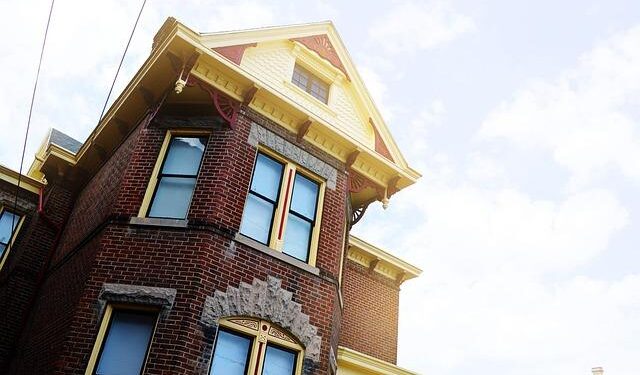 Cynthia Erivo Recalls “Instinct” To Protect Ariana Grande From Singapore Red Carpet Invader: “You Never Know” – Deadline