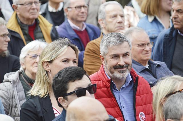 Australian Senator Suspended for Burqa-Wearing Stunt in Parliament – The New York Times