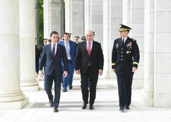 Argentina cabinet reshuffle: Milei appoints new security and defense ministers – Buenos Aires Herald