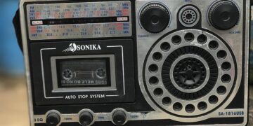 Lawmakers tell FM to confront West from ‘position of strength’ – Tehran Times