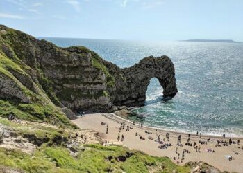 England vs. Italy in Rome 2026: Exclusive Rugby Trip Deals for Fans from the UK and Italy You Can’t Miss! – Travel And Tour World