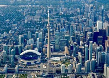 ‘This is Canada’s team’: Springer’s blast sends Toronto Blue Jays to first World Series since 1993 – The Guardian