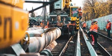 Eleven railway workers killed after train ploughs into railway workers in China’s Yunnan – WION