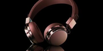 LILLEY: NDP MP shows radical side opposing sale of Canadian vehicles to ICE – Toronto Sun