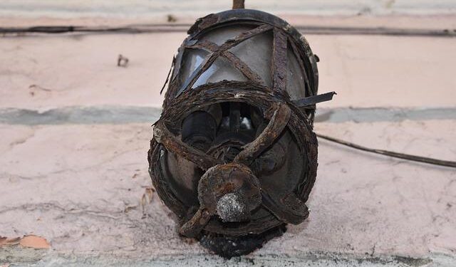 News – Submerged Blocks of Alexandria’s Ancient Lighthouse Lifted from Seafloor – Archaeology Magazine