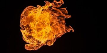 Tragic Inferno Claims Twelve Lives in Shantou – Devdiscourse