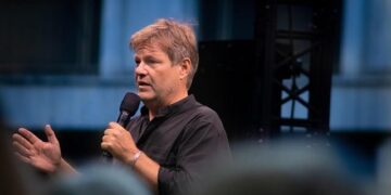 High-stakes BMC elections, first since Shiv Sena split, to be held on Jan 15 | India News – Hindustan Times