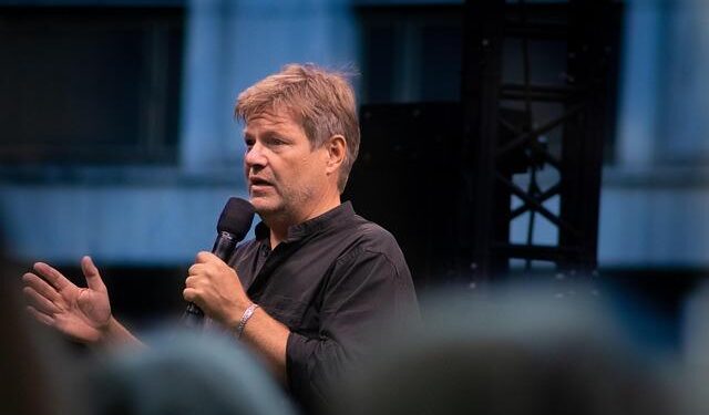 High-stakes BMC elections, first since Shiv Sena split, to be held on Jan 15 | India News – Hindustan Times