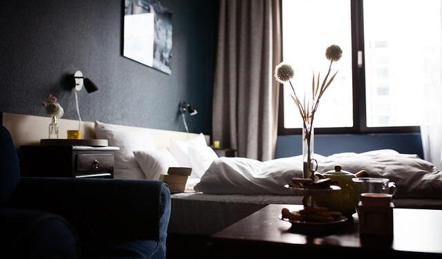 ELLE Decor Checks In: The 10 Best Hotels In Tokyo, Japan – ELLE Decor