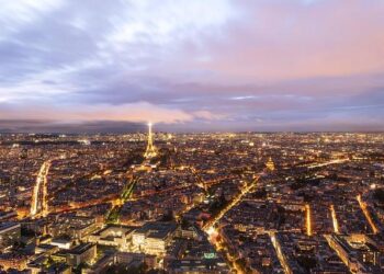 A Lonely Eiffel Tower in Hangzhou: The Story of China’s Fake Paris – TripZilla