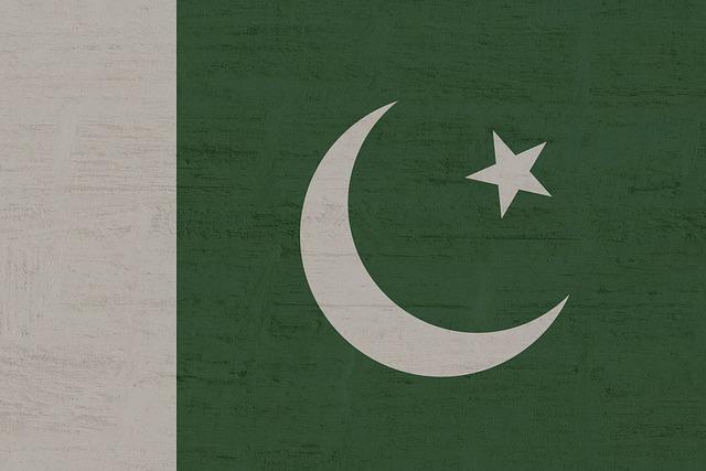 Pakistan shoots down Indian drone in the city of Lahore, officials say – 朝日新聞