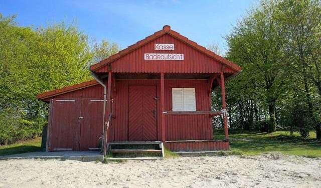 Tourist tax expected to be introduced for London – BBC