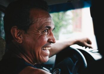 India’s honk-happy drivers are switching to even louder horns – NPR