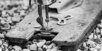 S. Korea’s domestic machine tool orders slump as investment shifts overseas – KED Global