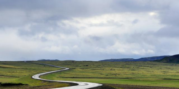 Akbar Road bike market, over 300 shops sealed as crackdown on encroachments intensifies in Karachi – Dawn