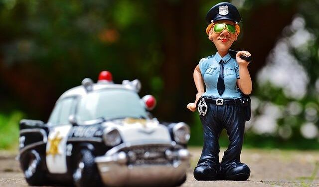 Pakistani counterterrorism police seize 2 tons of explosives and arrest 3 in Karachi – abcnews.go.com