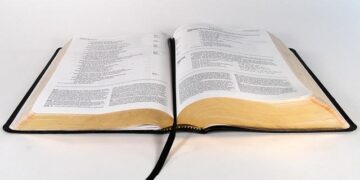 Despite Cold and Rain, Gospel Refreshes Hearts in Buenos Aires – Billy Graham Evangelistic Association