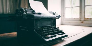 Pardoned French-Algerian writer Sansal arrives in Germany – AL-Monitor