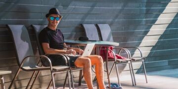 We’re digital nomads living in Osaka, Japan. Here’s what we eat. – Yahoo Creators