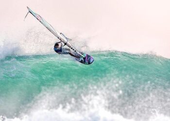 West Java Tops Indonesia’s Digital Scam Complaints, OJK Says – jakartaglobe.id