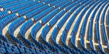 Late-night Madrid–Barcelona high-speed trains cut as Adif orders extra safety inspections – VisaHQ