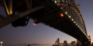 The stage is set for Shantou Teochew Opera in a cultural bridging spectacular to mark 50 years of bilateral ties between Thailand and China CP Group, ThaiBev, FTI and TCC present an operatic extravaganza at ICONSIAM showcasing China’s rich cultural her –