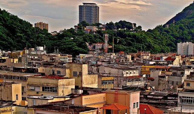 Rio’s favelas become hot tourist destinations – The Columbian