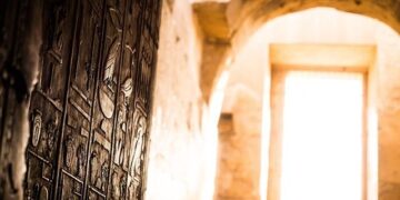 Ancient Egyptian pleasure boat found off Alexandria proves ancient historian right – Egypt Independent